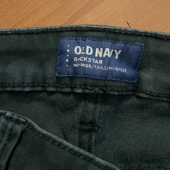Old Navy Womens Mid Rise Jeans.  Size 6 - Picture 3 of 4
